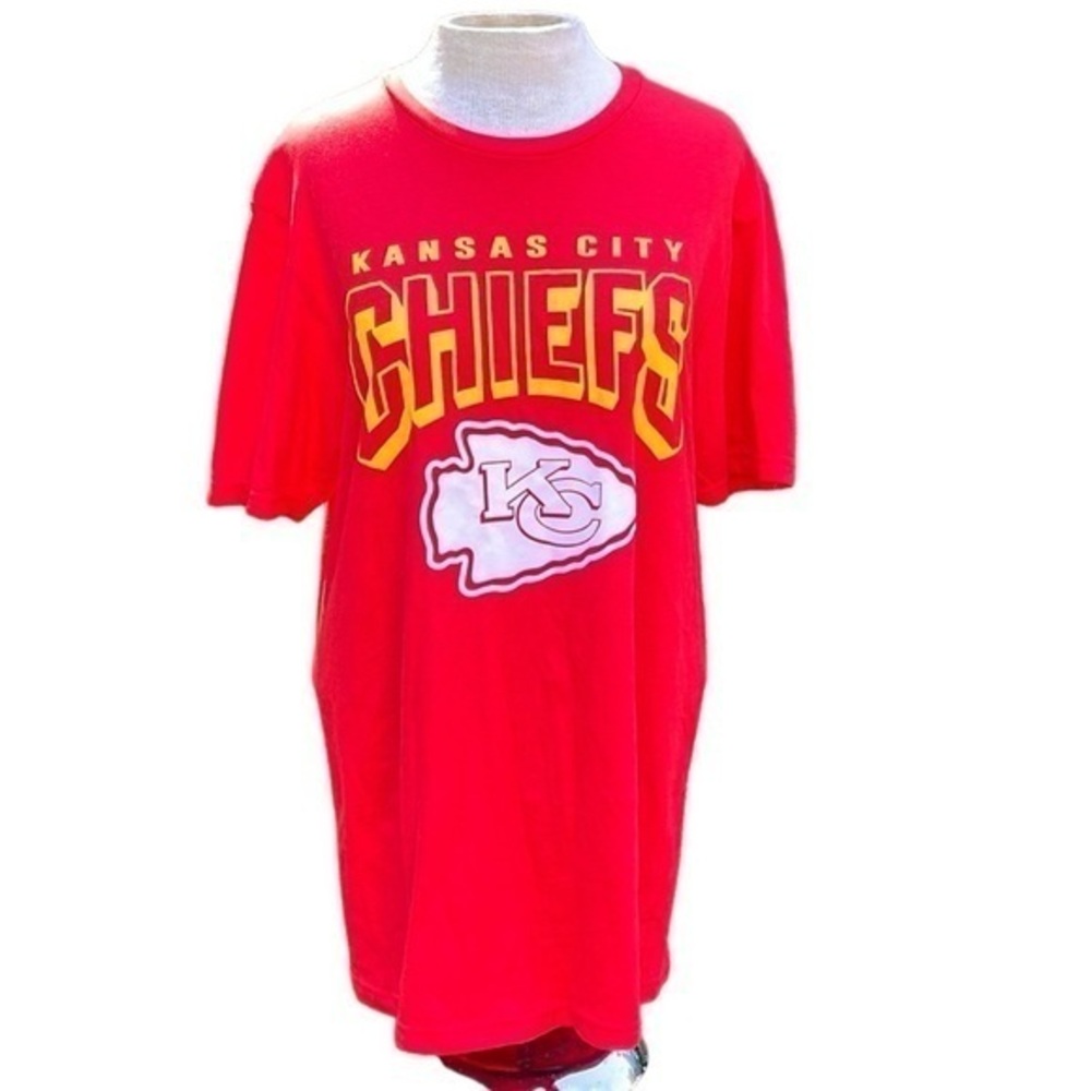 NFL Team Apparel Kansas City Chiefs Size Medium, Red/Yellow